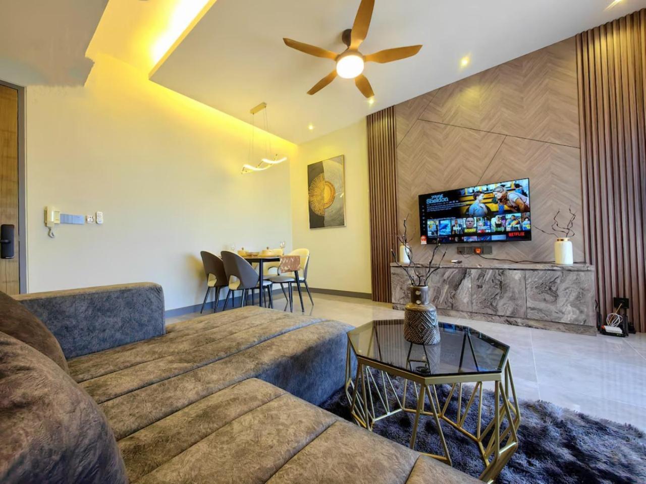 Imperio Residence Melaka Buitenkant foto