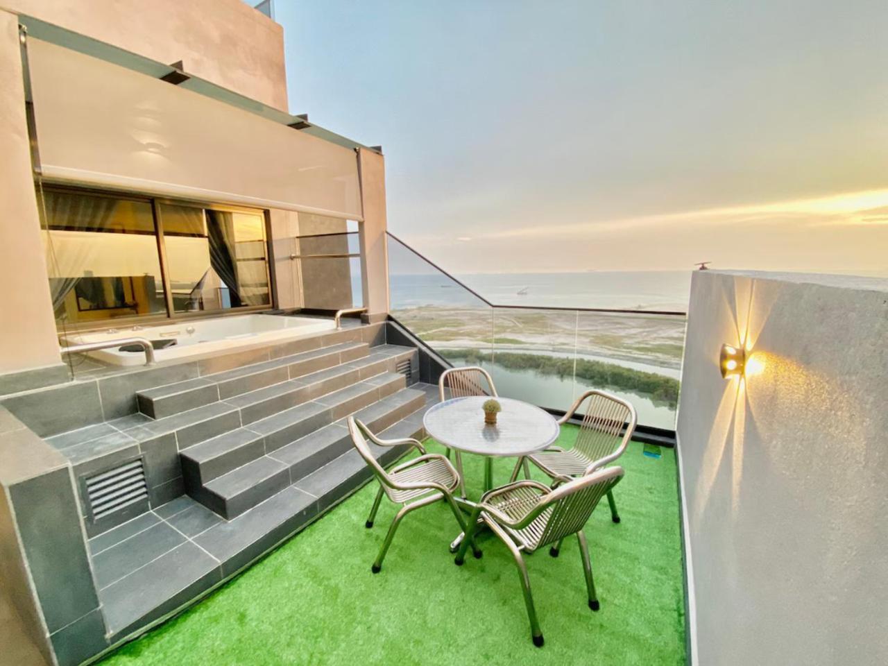 Imperio Residence Melaka Buitenkant foto